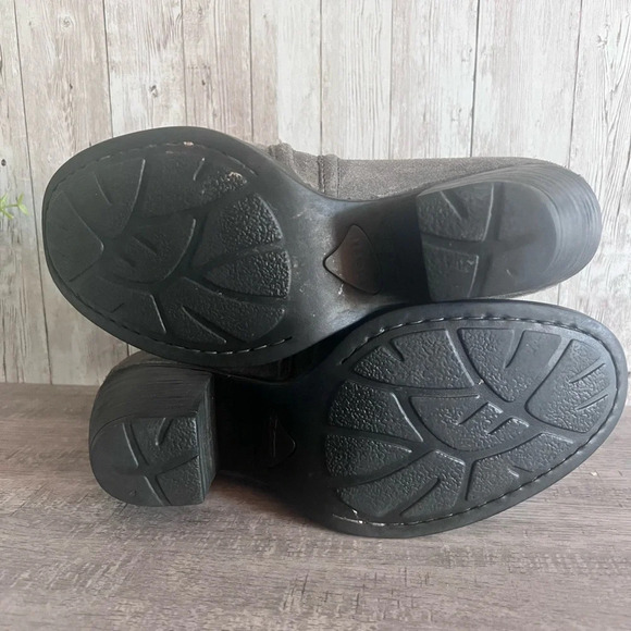 Born Anny Distressed Leather Ankle Boots Size 7 - Picture 5 of 6